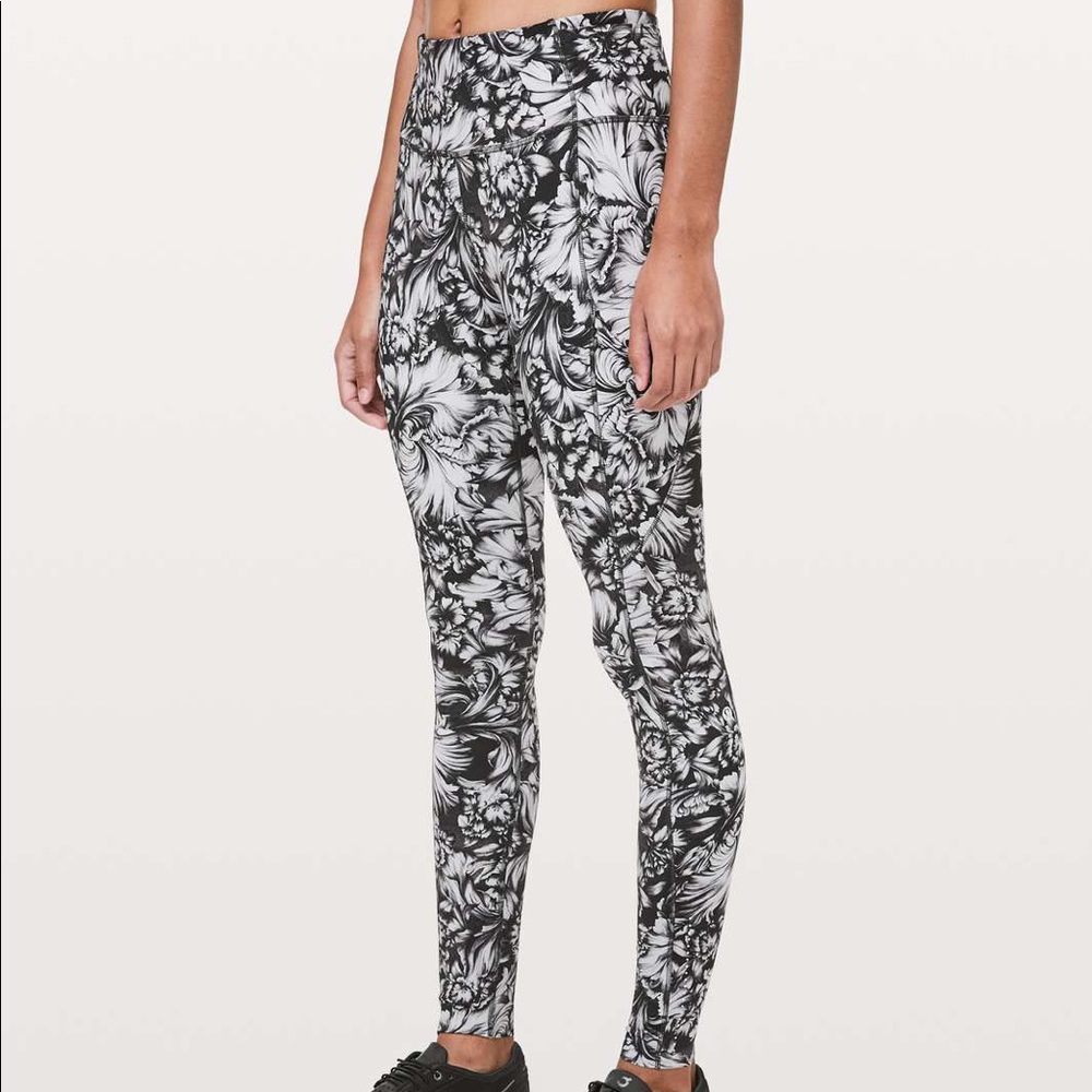 Lululemon Fast & Free Leggings *Nulux 28” With Pockets